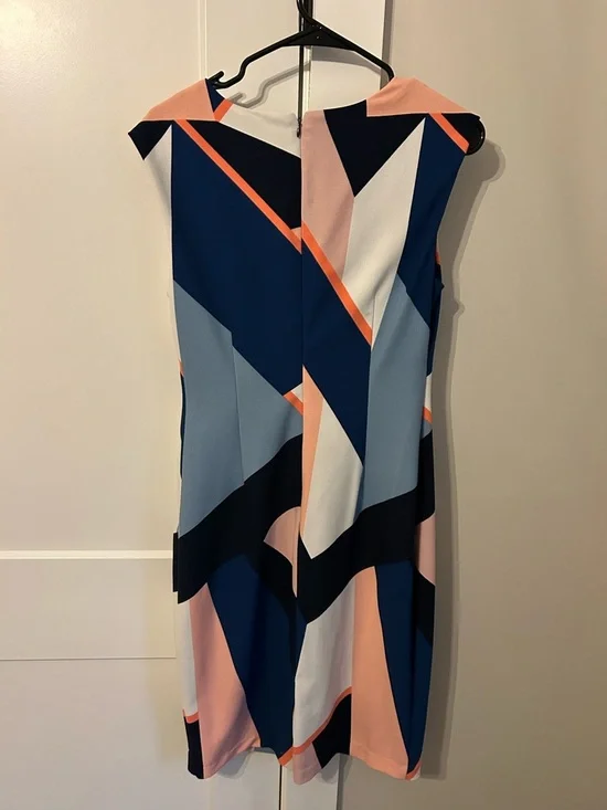 Vince Camuto Sleeveless Geometric Midi Dress in Pink, Navy & White - Picture 3 of 5